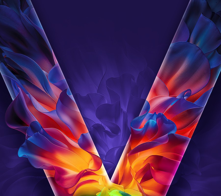 Линейка IQOS ILUMA i — IQOS ILUMA i PRIME, IQOS ILUMA i и IQOS ILUMA i ONE на темно-бирюзовом фоне